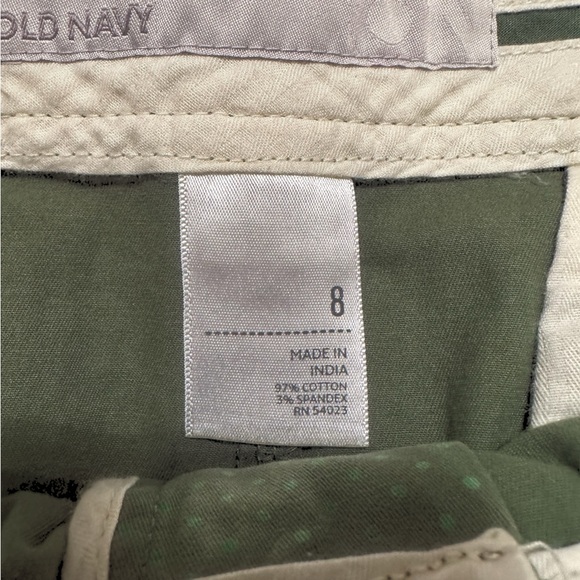 Old Navy Green Mini Skirt/Casual Cotton
SZ 8 - Picture 6 of 7